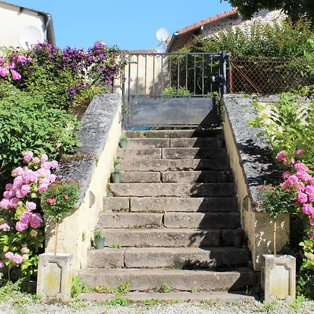 Couette-café La Source Availles-Limouzine