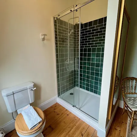 فندق مبيت وإفطار La Source 3*