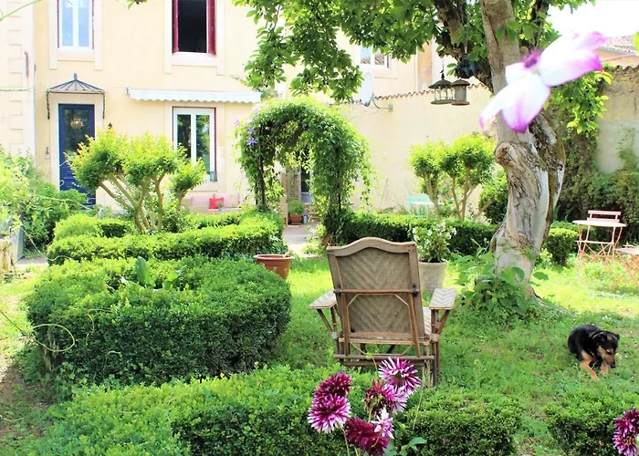 Alojamento de Acomodação e Pequeno-almoço La Source 3*