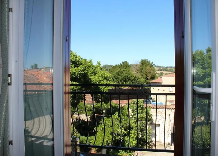 La Source Availles-Limouzine