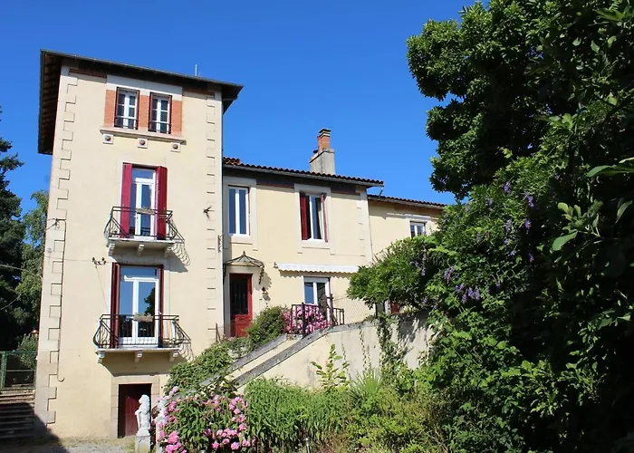 La Source 3* Availles-Limouzine